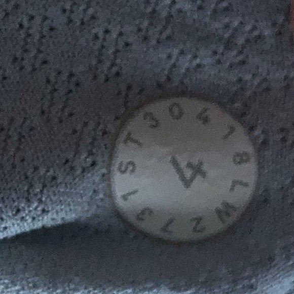 Lululemon Free to Be Strappy Bra - Picture 7 of 8